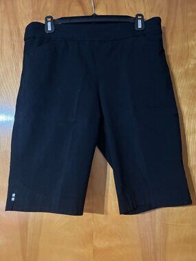 Kim Rogers Black Bermuda pull on stretch shorts size 10